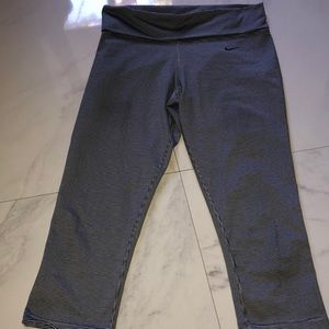 Nike Dri Fit Cropped Leggings